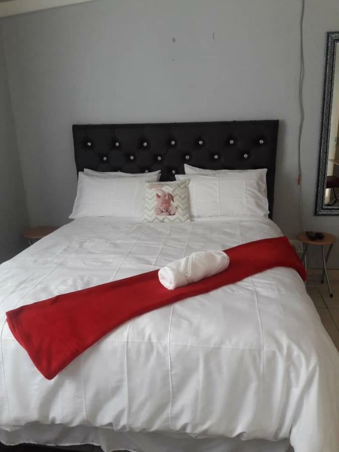 Riverside Guesthouse B & B Katima Mulilo Exterior foto