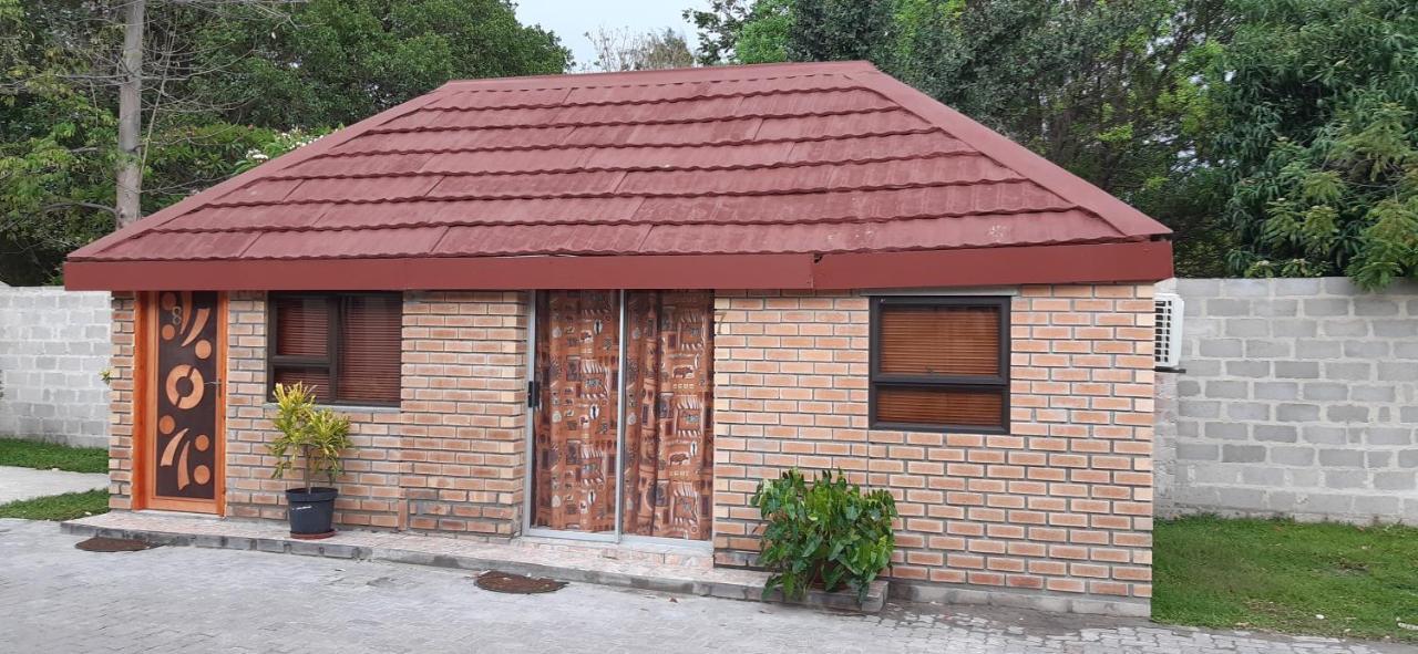 Riverside Guesthouse B & B Katima Mulilo Exterior foto